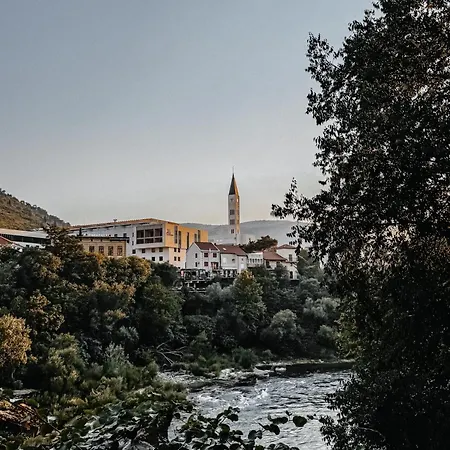 Old Town Oasis
