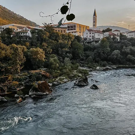 Old Town Oasis Lägenhet Mostar