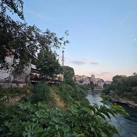Old Town Oasis *