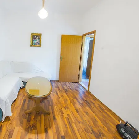 Old Town Oasis Lägenhet Mostar